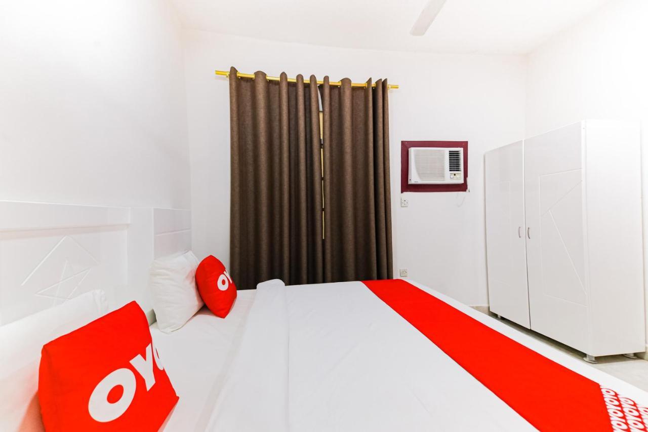 Oyo 105 Star House 05 Apartman Szalála Kültér fotó
